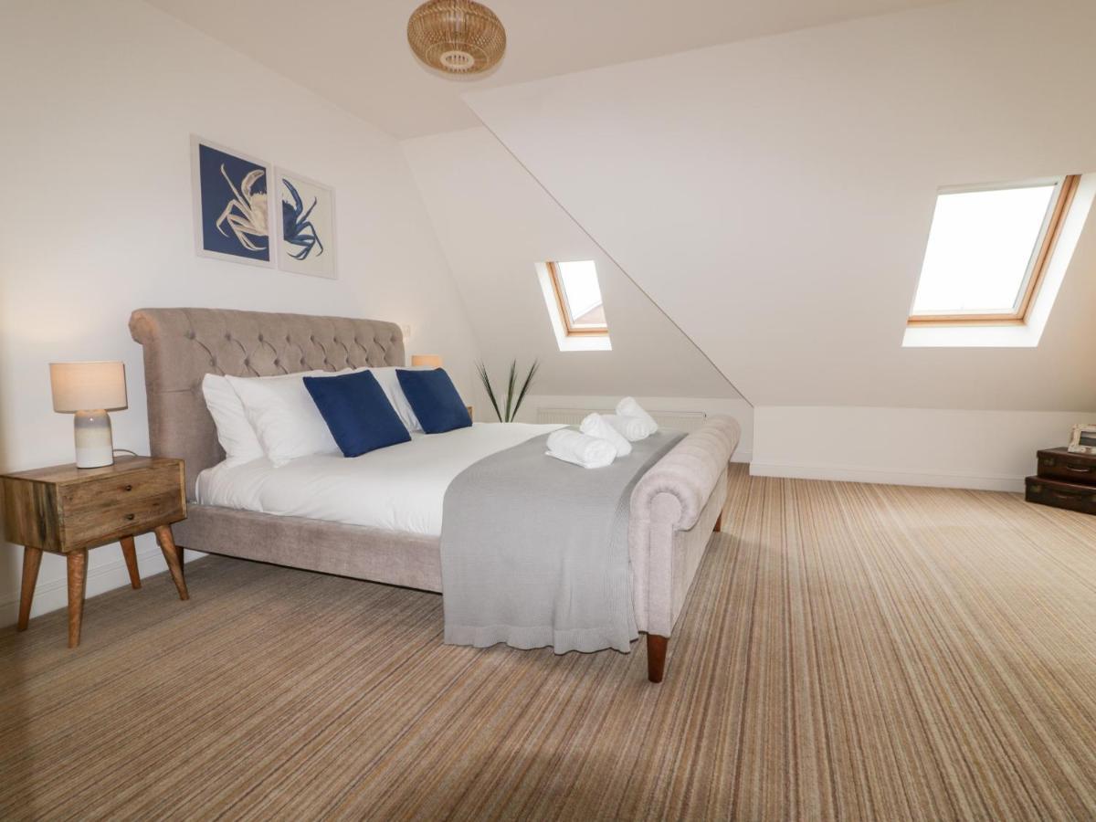 Crabs And Lobsters Apartment New Quay Екстериор снимка