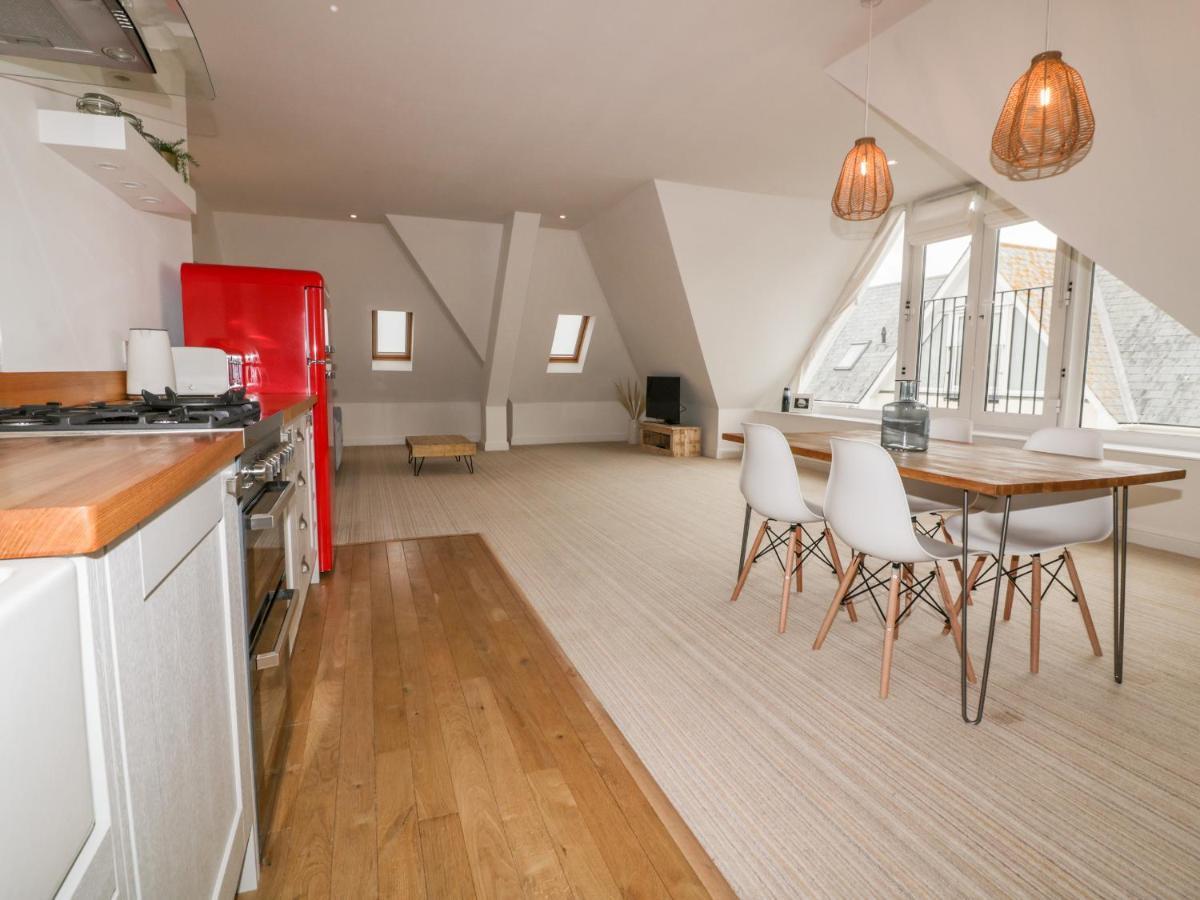 Crabs And Lobsters Apartment New Quay Екстериор снимка